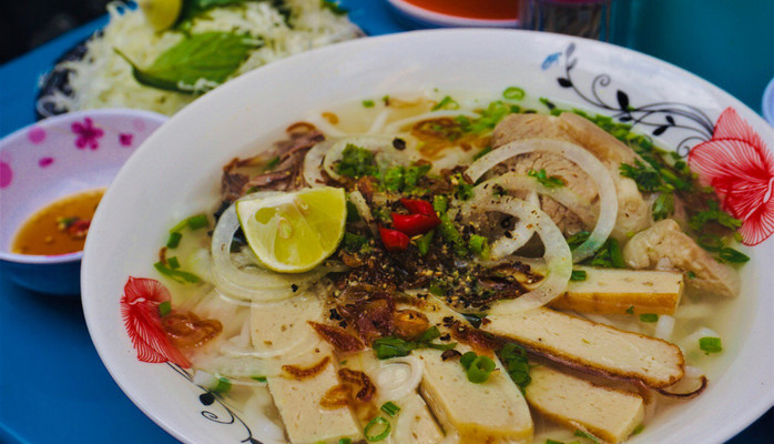 Hai Anh Em - Bánh Canh Chả Cá