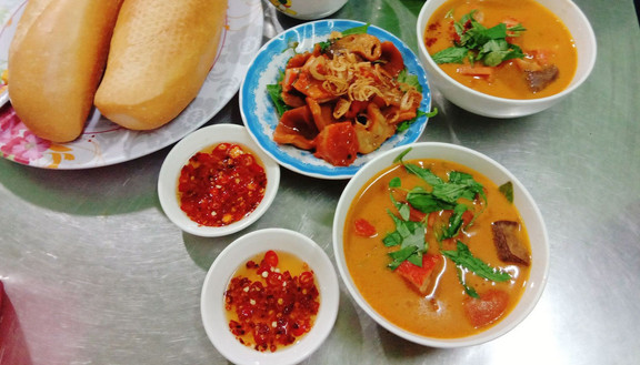 Phá Lấu Bò - Khô Bò Đen