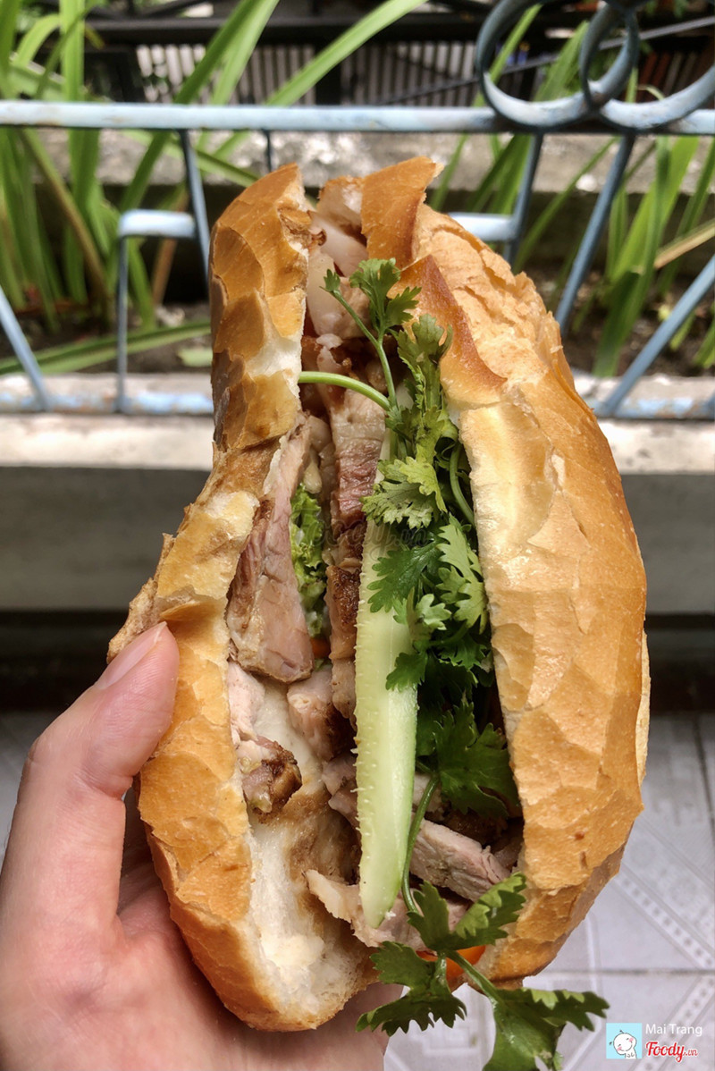 Bánh mì heo quay