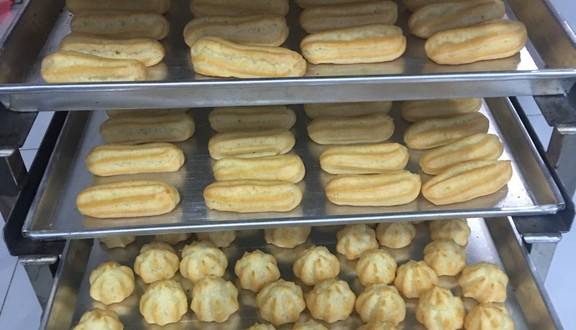 Tiệm Bánh Thúy Nga