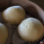 Bánh bao hoàng kim