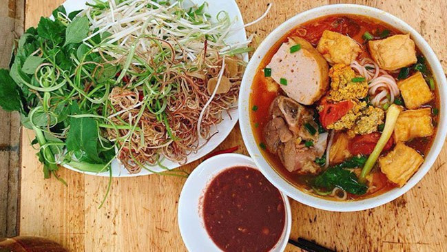 Ti Ti - Bún Bò & Bún Riêu - Nguyễn Đức Cảnh