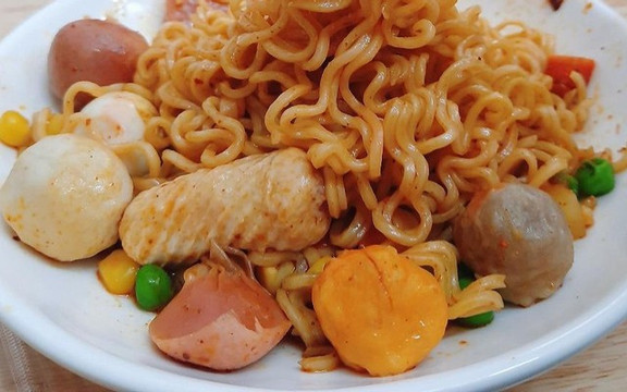 Mì Trộn Indomie - Cầu Giấy