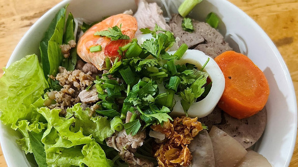 Quán Ăn Trung Thanh - Bún Bò & Hủ Tiếu Thập Cẩm