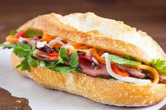 Bánh Mì Lệ Đạt