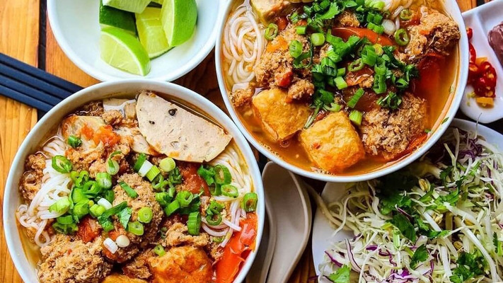 Cháo Lòng, Hủ Tiếu & Bún Riêu 331 - Lê Văn Thịnh