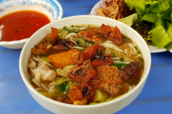 Bún Cá Cay TQ Food - Đường Số 1