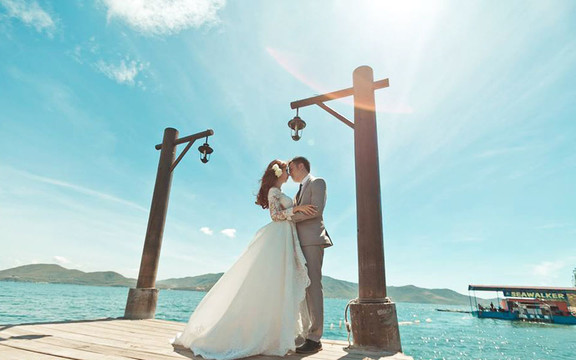 MAY Wedding Store