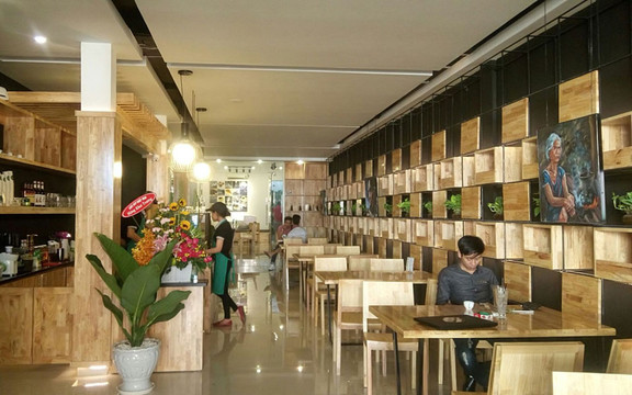 Kinh Châu Coffee