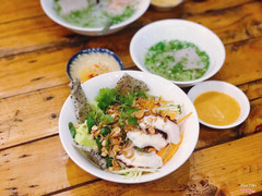 Bún quậy khô bạch tuộc