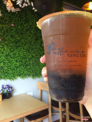 Trà xanh trân trâu