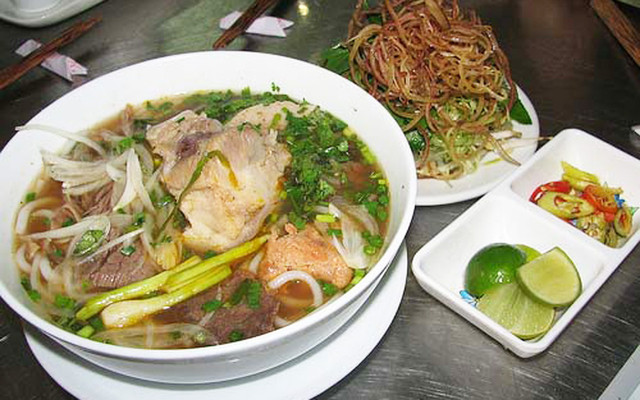 Bún Măng Giò Heo