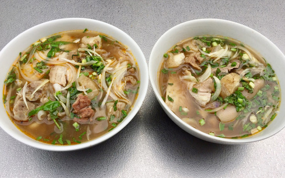 Bún Bò Thùy