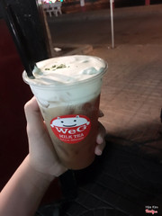 Hồng trà macchiato , uống từ Quang Trung rồi dời qua Bờ Kè Xáng Thổi , ngon và béo lắmm 👌🏻😘 