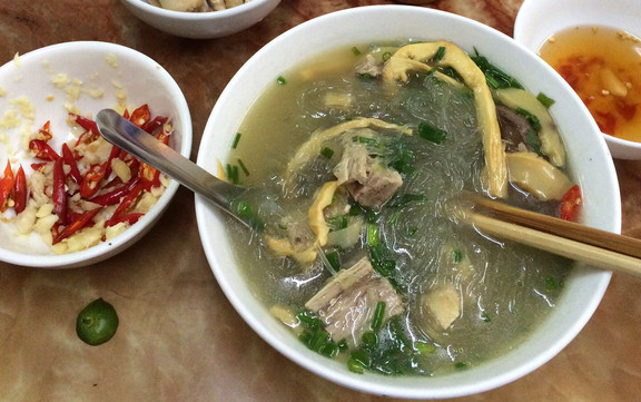 Thanh An - Bún, Miến Ngan & Phở Gà Đi Bộ