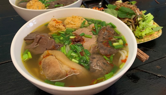 Quán Huế O Hoa - Bún Bò Huế & Bánh Lọc - Tạ Hiện