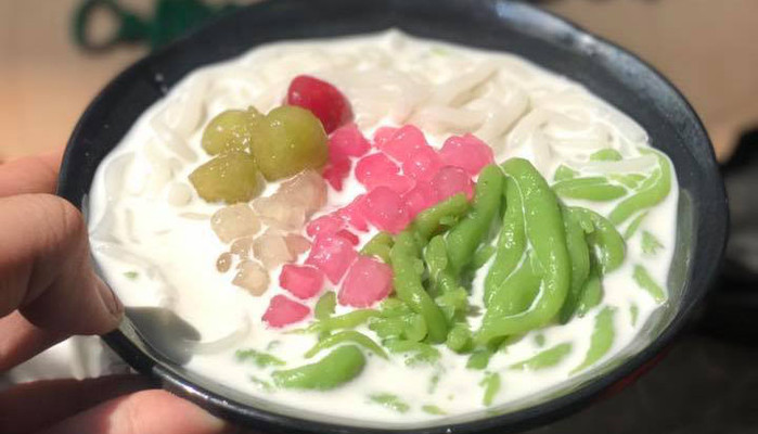 Chè Nội - Chè Sương Sa, Phở Cuốn & Bún Trộn