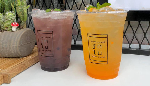 Tiệm Trà Lu Trước Trường
