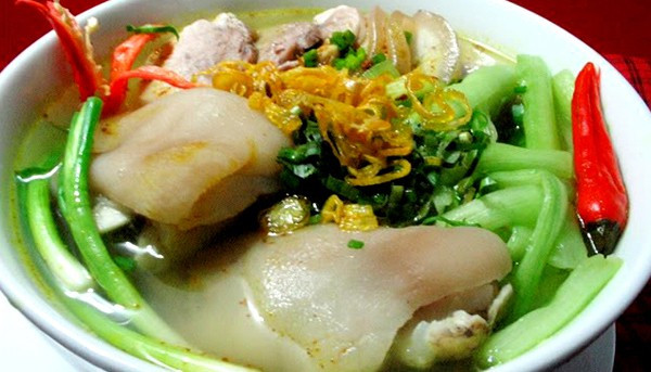 Liên - Bún Móng Dọc Mùng