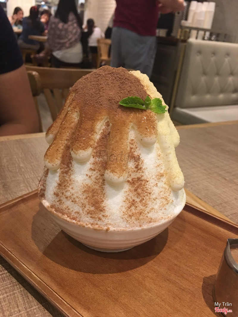 Two-tone kakigori