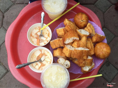  quẩy, bánh bao chiên và sữa ngô