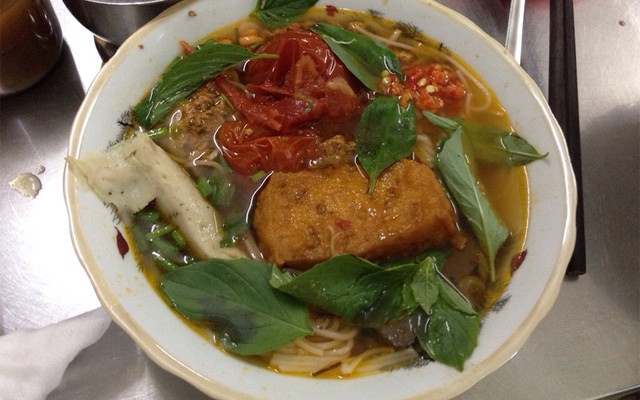 Bún Riêu Cây Mận - Hòa Hảo