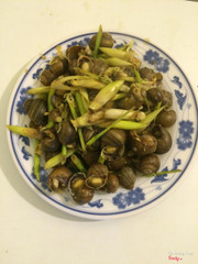 Ốc lác hấp sả 