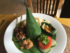 Cơm thập cẩm Bali