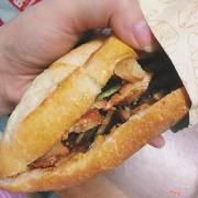 Bánh mì Hội An đặc biệt 25K