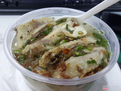 35k/ hộp này, gà ta, rất ngon