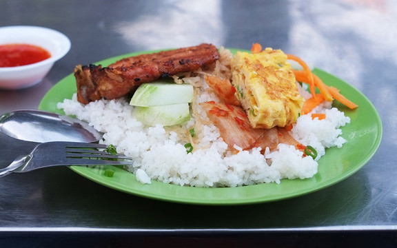 Quán Cơm Quốc Thành