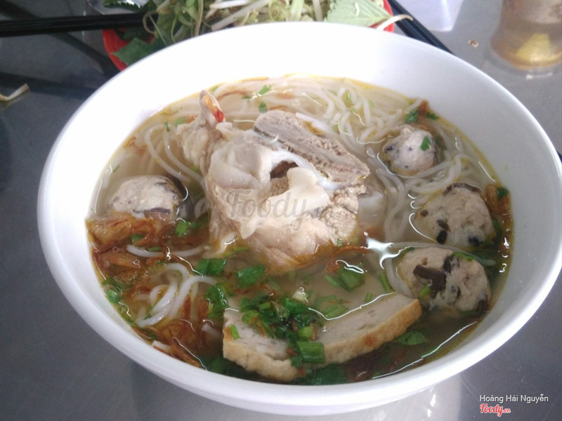 Bún mọc giò heo