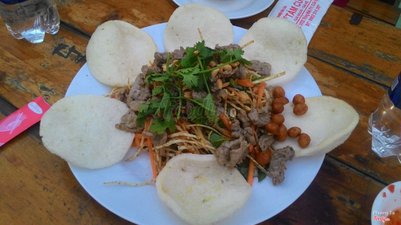 Gỏi bò khoai môn