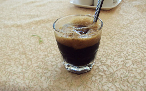 Biển Đông Cafe 