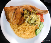 Cơm đùi gà xối mỡ