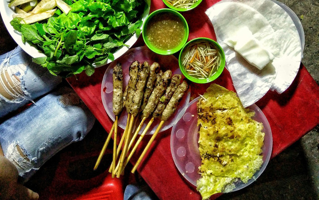 Bánh Xèo & Nem Lụi - 140 Đội Cấn - Ngõ 140 Đội Cấn