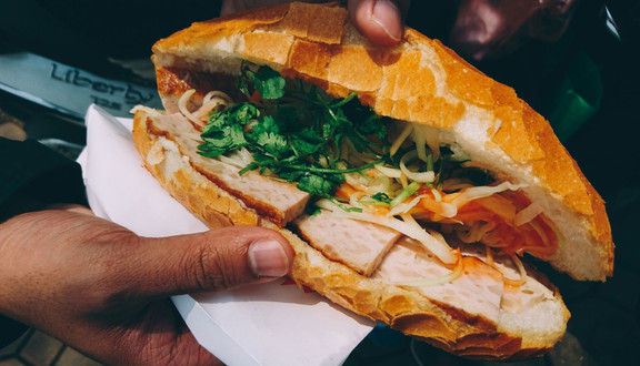 Bánh Mì Cô Thúy