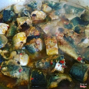 cá nục kho nghệ