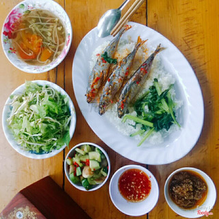 Cơm cá nục rim