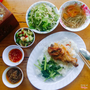 Cơm đùi gà nướng