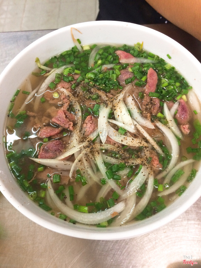 Phở bò tái 35k