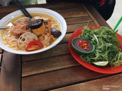 Bún riêu