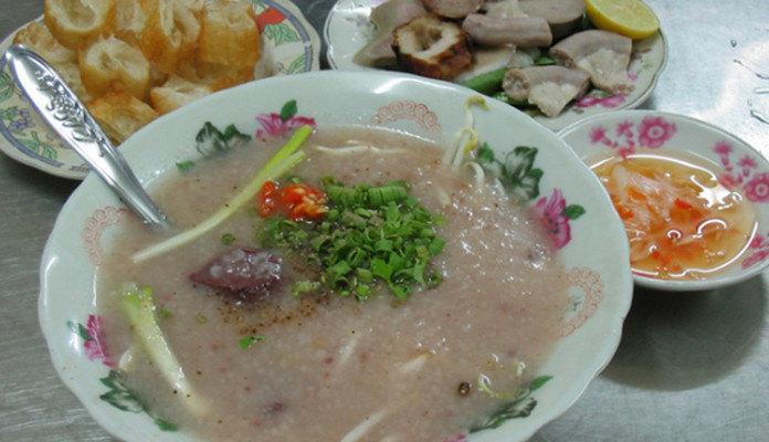 Nam Định Quán - Cháo Lòng & Tiết Canh