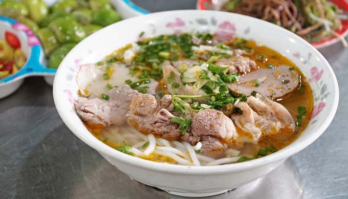 Bún Bò Huế Vang Vang