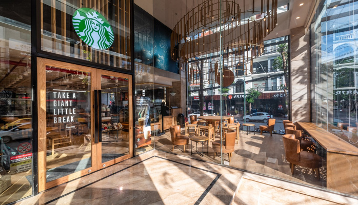 Starbucks Coffee - Văn Cao