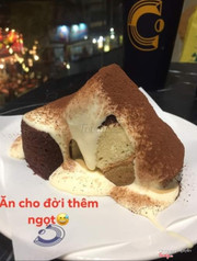 Bánh chiffon Tiramisu (hình như vậy)