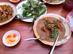 Phá lấu
