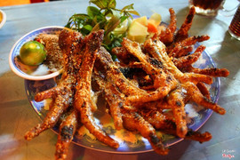 Chân gà nướng muối ớt