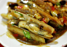 Ốc móng chân hấp dẫn
