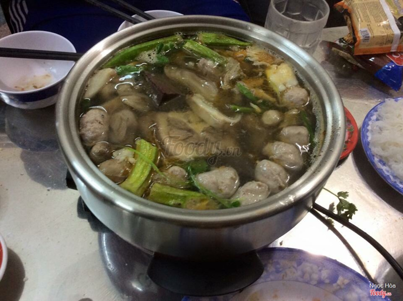 Lẩu nấm bò